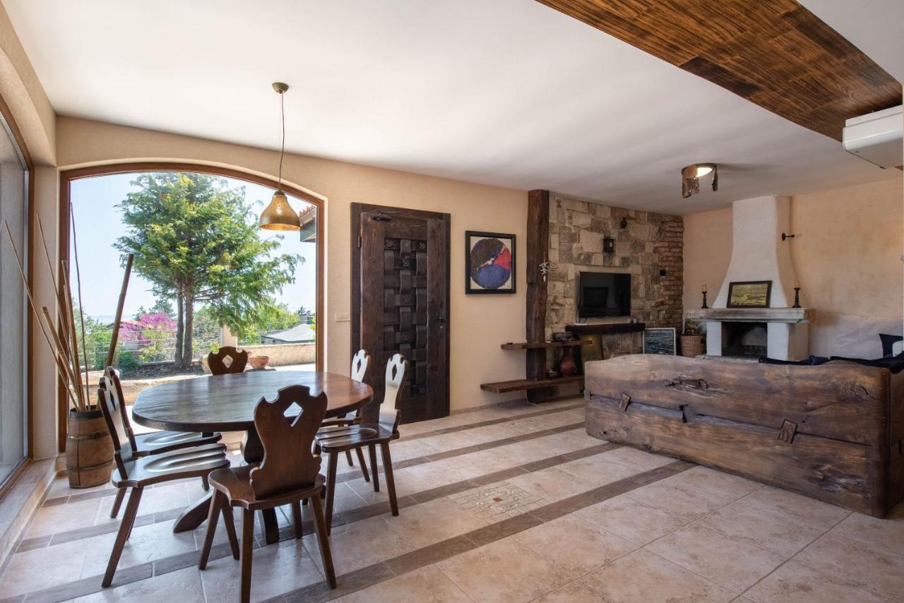Villa Cook With Sea View - Heated Pool - At Balchik Ngoại thất bức ảnh