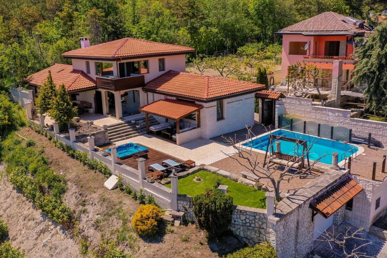 Villa Cook With Sea View - Heated Pool - At Balchik Ngoại thất bức ảnh