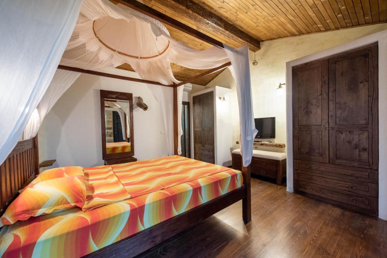 Villa Cook With Sea View - Heated Pool - At Balchik Ngoại thất bức ảnh